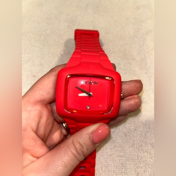 Nixon The Rubber Player Watch - Picture 3 of 5